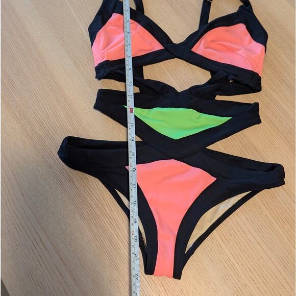 Agent Provocateur Mazzy Swimsuit Womens AP 3/US 6 Green/Pink One Piece Bandage - Picture 6 of 11